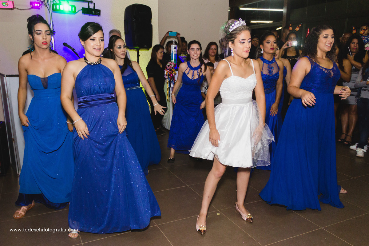 Casamento - Vestido de Noiva - Pre Wedding - Making of - cerimônia - maquiagem de noiva - unha de noiva - buquê