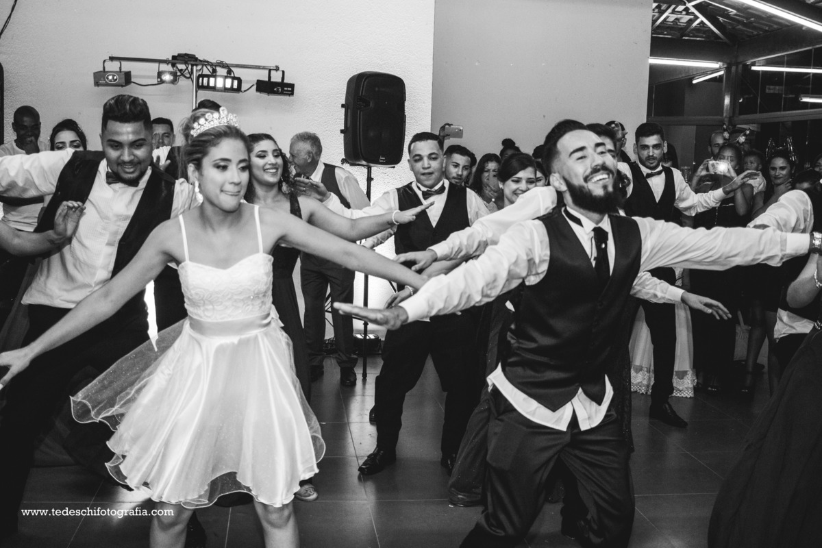 Casamento - Vestido de Noiva - Pre Wedding - Making of - cerimônia - maquiagem de noiva - unha de noiva - buquê