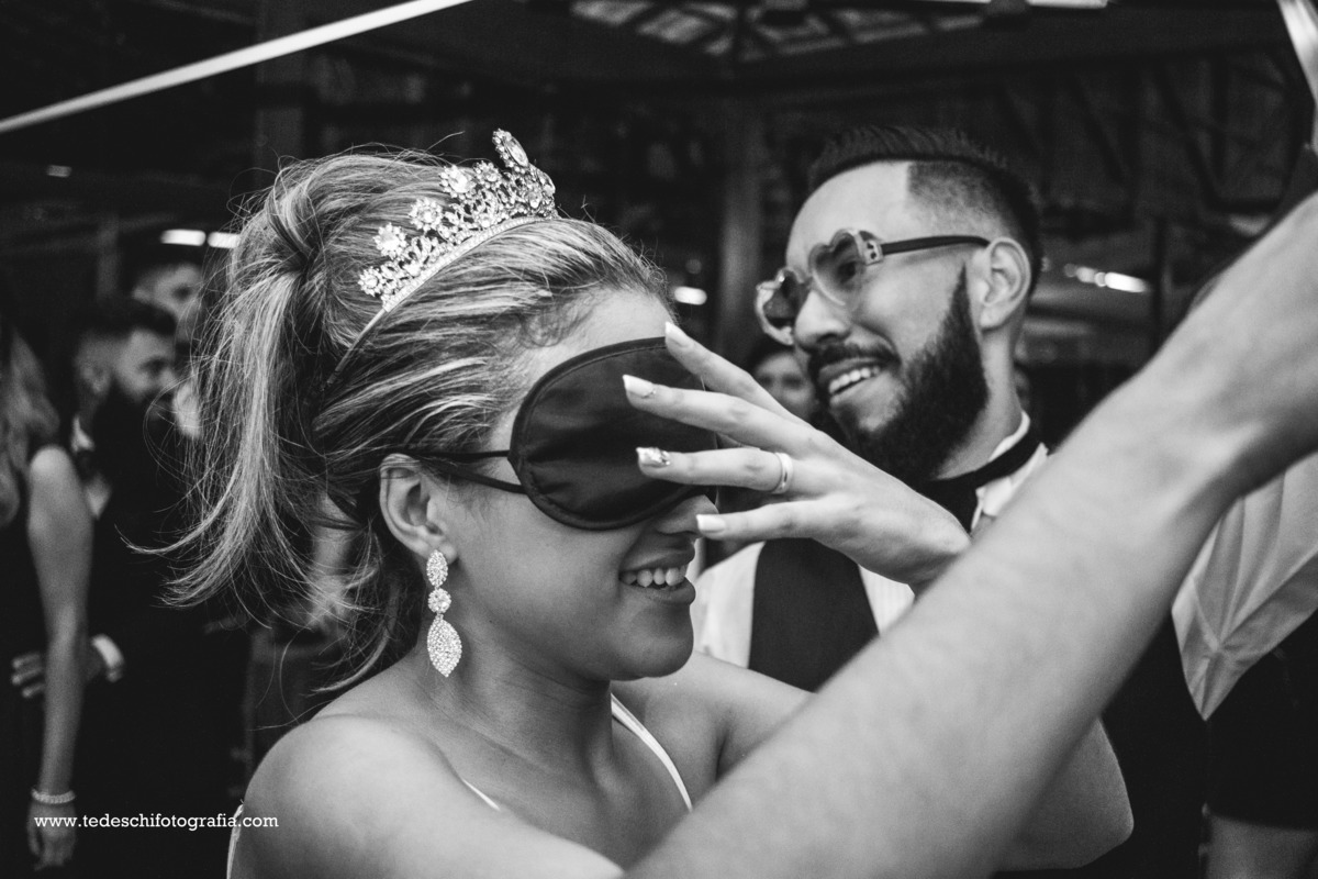 Casamento - Vestido de Noiva - Pre Wedding - Making of - cerimônia - maquiagem de noiva - unha de noiva - buquê