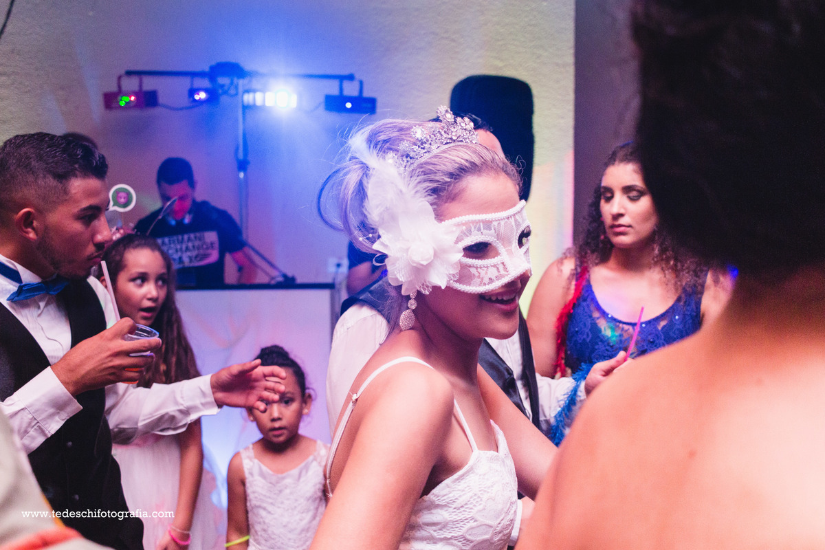 Casamento - Vestido de Noiva - Pre Wedding - Making of - cerimônia - maquiagem de noiva - unha de noiva - buquê