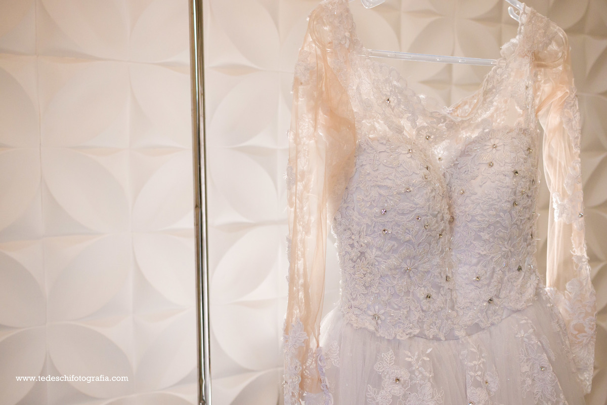 Casamento - Vestido de Noiva - Pre Wedding - Making of - cerimônia - maquiagem de noiva - unha de noiva - buquê
