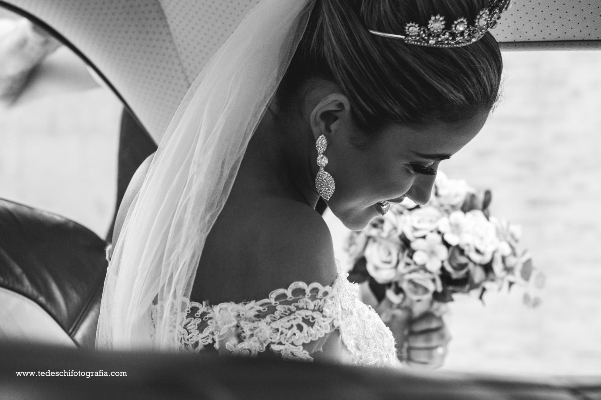 Casamento - Vestido de Noiva - Pre Wedding - Making of - cerimônia - maquiagem de noiva - unha de noiva - buquê