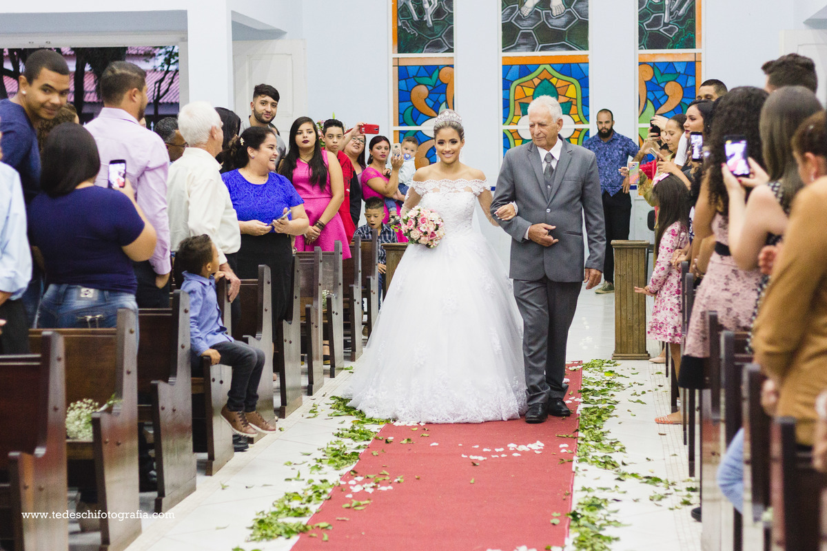Casamento - Vestido de Noiva - Pre Wedding - Making of - cerimônia - maquiagem de noiva - unha de noiva - buquê