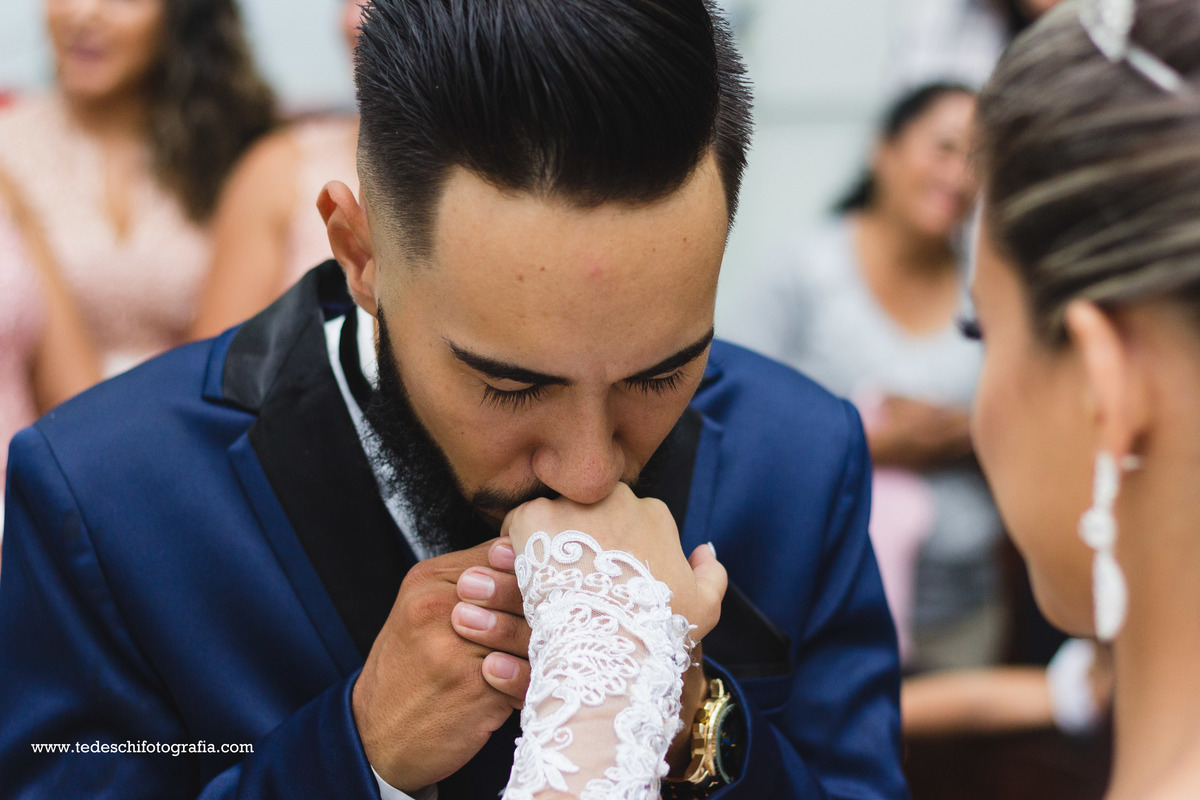 Casamento - Vestido de Noiva - Pre Wedding - Making of - cerimônia - maquiagem de noiva - unha de noiva - buquê