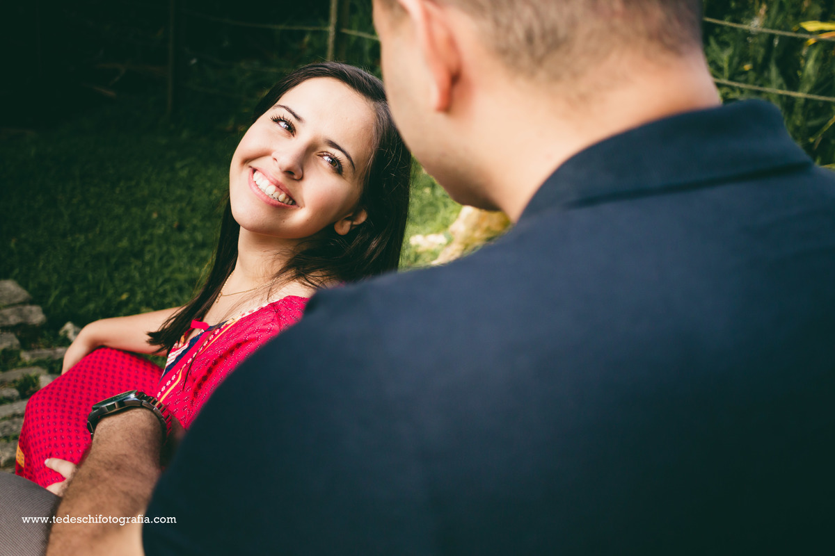 Ensaio de Casal-Paranapiacaba-casamento-fotografia de casamento-ensaio pre wedding-locação para pre wedding - vestido de noiva - aliança de casamento-fotos de casamento - ideias de fotografia