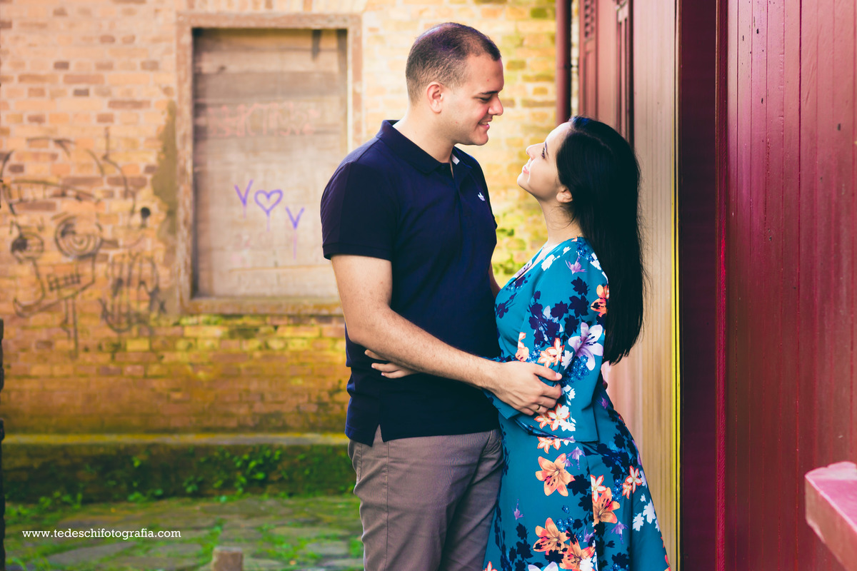 Ensaio de Casal-Paranapiacaba-casamento-fotografia de casamento-ensaio pre wedding-locação para pre wedding - vestido de noiva - aliança de casamento-fotos de casamento - ideias de fotografia