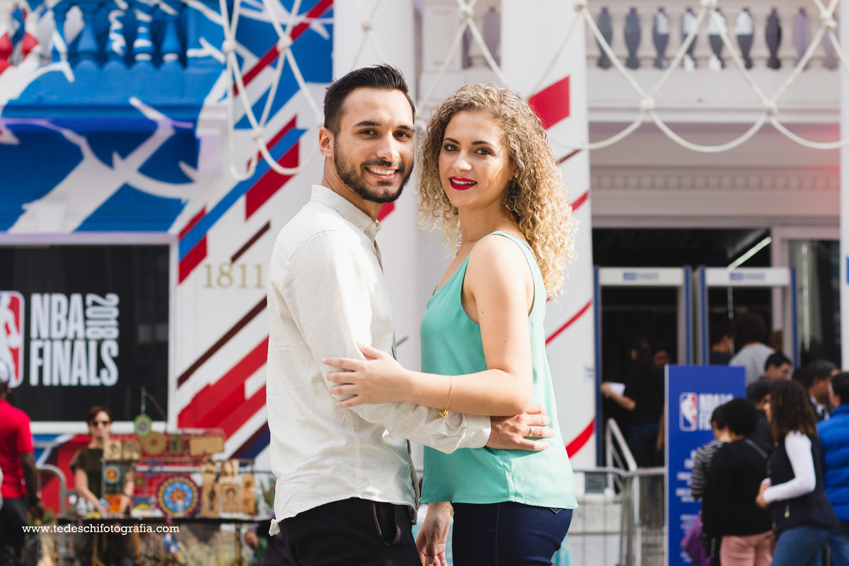 Ensaio - pre wedding - avenida paulista - são paulo - ensaio de casal - ensaio casal rua - parque trianon - avenida paulista - movimentacao - casamento - ensaio de casamento - ensaio de casamento na paulista - vestido de noiva - unha de noiva - são paulo