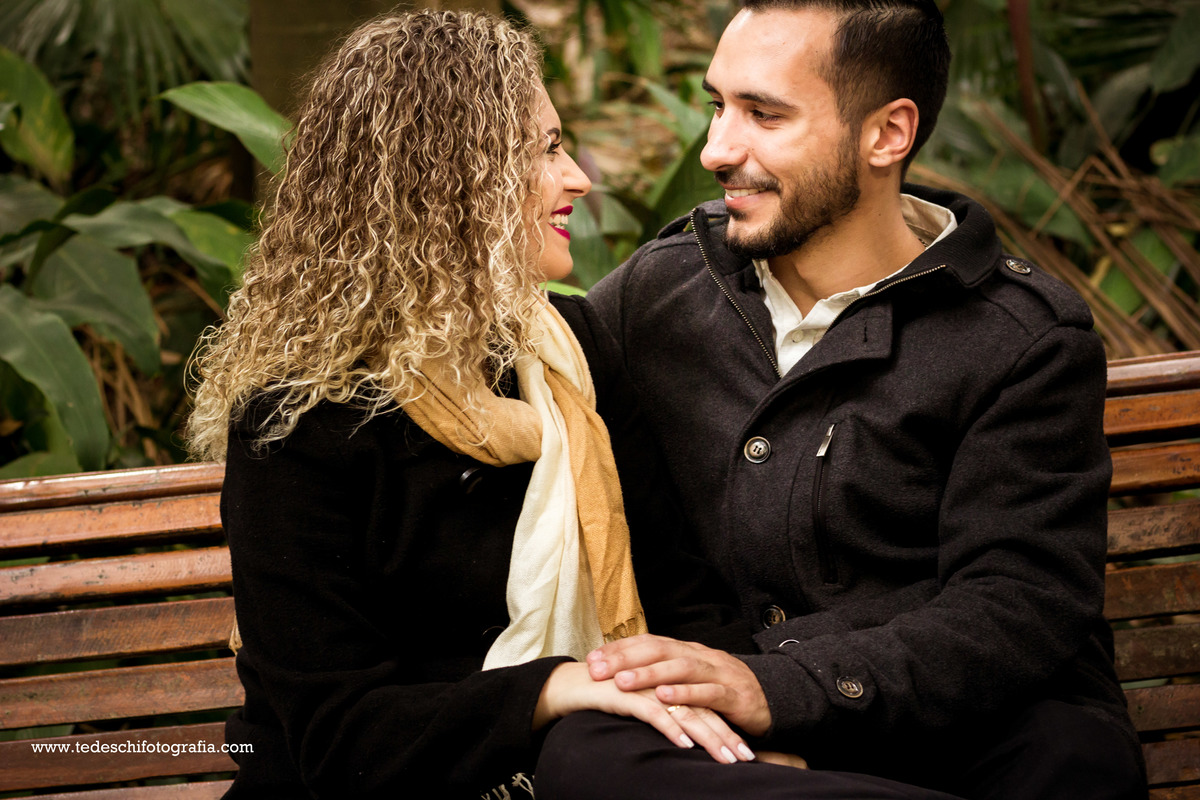 Ensaio - pre wedding - avenida paulista - são paulo - ensaio de casal - ensaio casal rua - parque trianon - avenida paulista - movimentacao - casamento - ensaio de casamento - ensaio de casamento na paulista - vestido de noiva - unha de noiva - são paulo