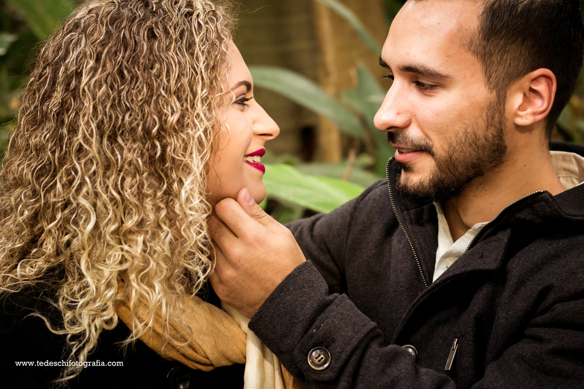 Ensaio - pre wedding - avenida paulista - são paulo - ensaio de casal - ensaio casal rua - parque trianon - avenida paulista - movimentacao - casamento - ensaio de casamento - ensaio de casamento na paulista - vestido de noiva - unha de noiva - são paulo