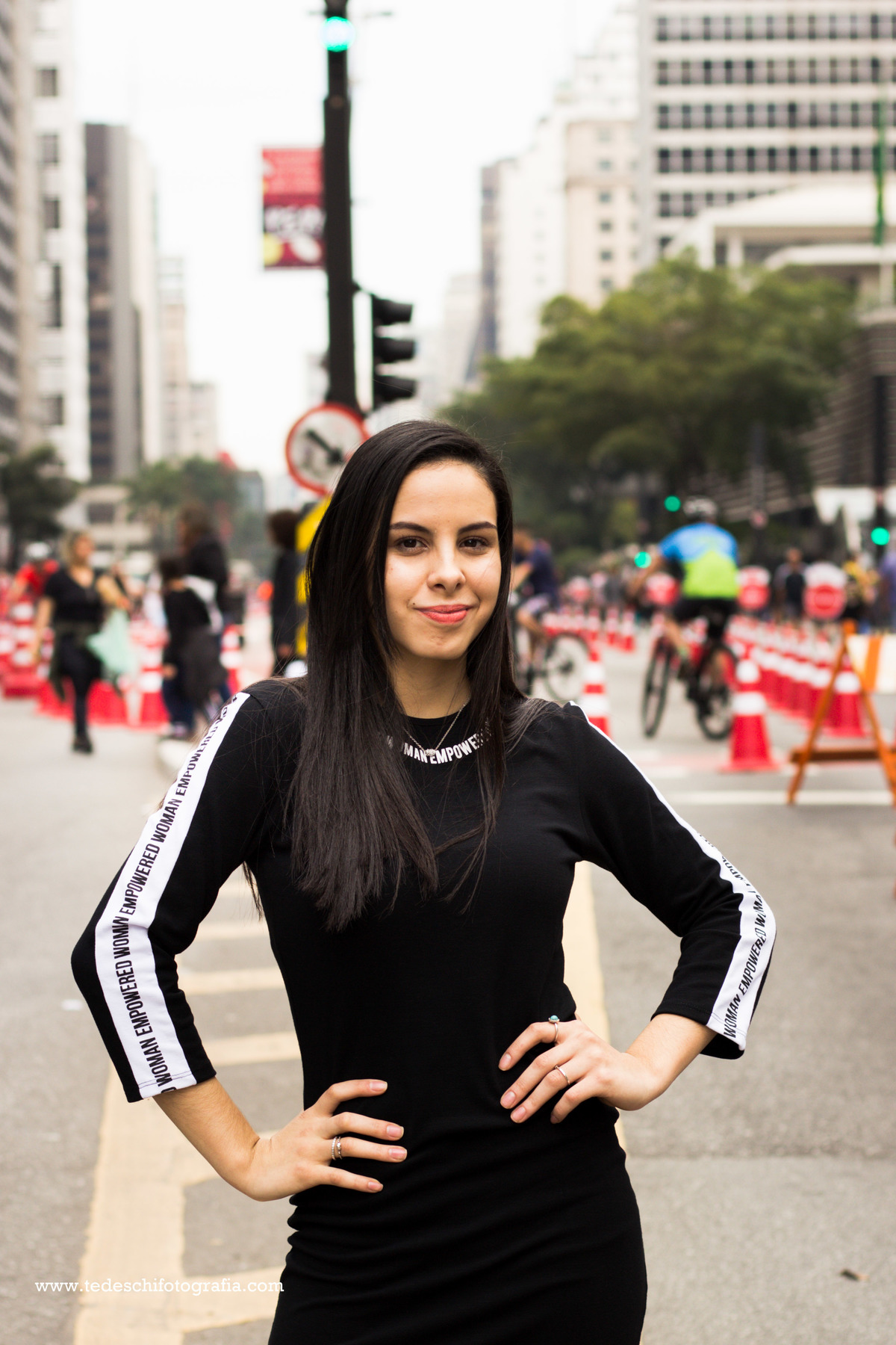 Ensaio 15 anos - Beco do Batman - São Paulo - Avenida Paulista - 15 anos - Debutante - Decoração 15 anos - Festa - Festa de 15 anos - Bolo de 15 anos - 