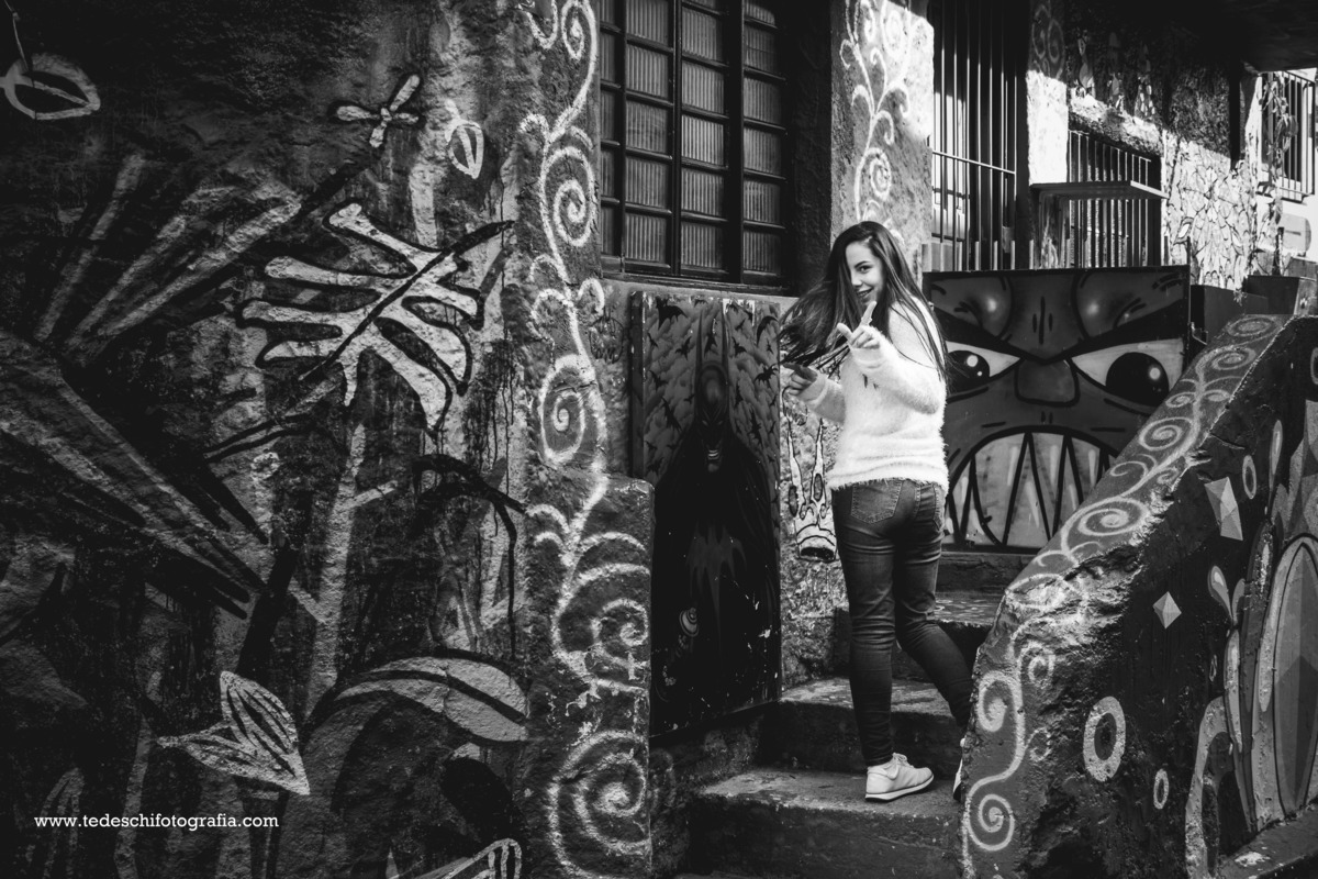 Ensaio 15 anos - Beco do Batman - São Paulo - Avenida Paulista - 15 anos - Debutante - Decoração 15 anos - Festa - Festa de 15 anos - Bolo de 15 anos - 