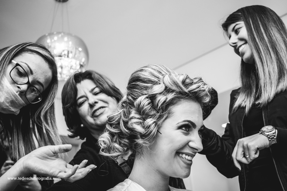 Cabelo de Noiva - Vestido de Noiva- Casamento mogi das cruzes - Casamento São Paulo - Decoração para Casamento - Salão para casamento - making of de casamento - dia da noiva - casamento churrascaria - são paulo - aliança de noivado