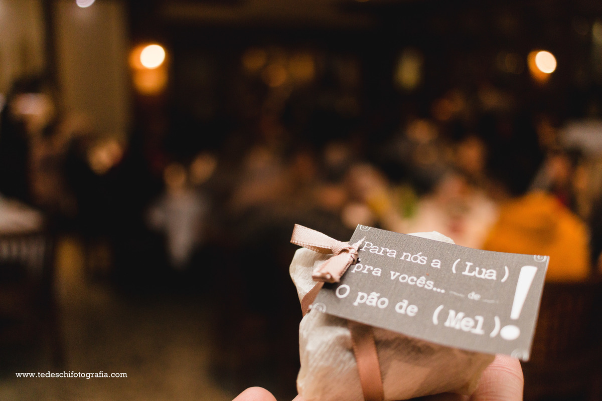 Cabelo de Noiva - Vestido de Noiva- Casamento mogi das cruzes - Casamento São Paulo - Decoração para Casamento - Salão para casamento - making of de casamento - dia da noiva - casamento churrascaria - são paulo - aliança de noivado