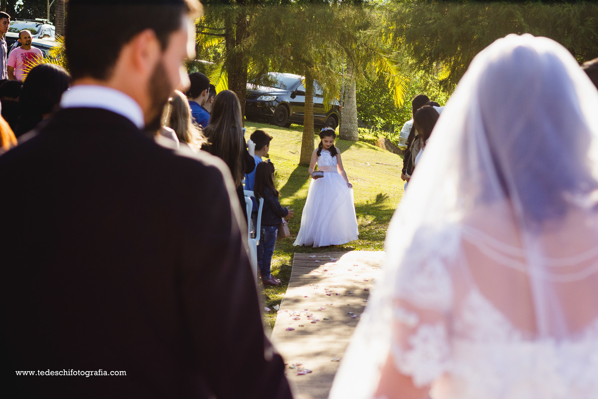 Casamento no campo, Casamento aberto, mogi das cruzes, decoração de casamento, vestido de noiva, casamento mogi das cruzes, buquê de casamento, decoração rústica, casamento rústico, casamento céu aberto, aliança de casamento, casamento cívil