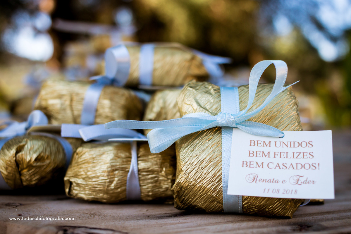 Casamento no campo, Casamento aberto, mogi das cruzes, decoração de casamento, vestido de noiva, casamento mogi das cruzes, buquê de casamento, decoração rústica, casamento rústico, casamento céu aberto, aliança de casamento, casamento cívil