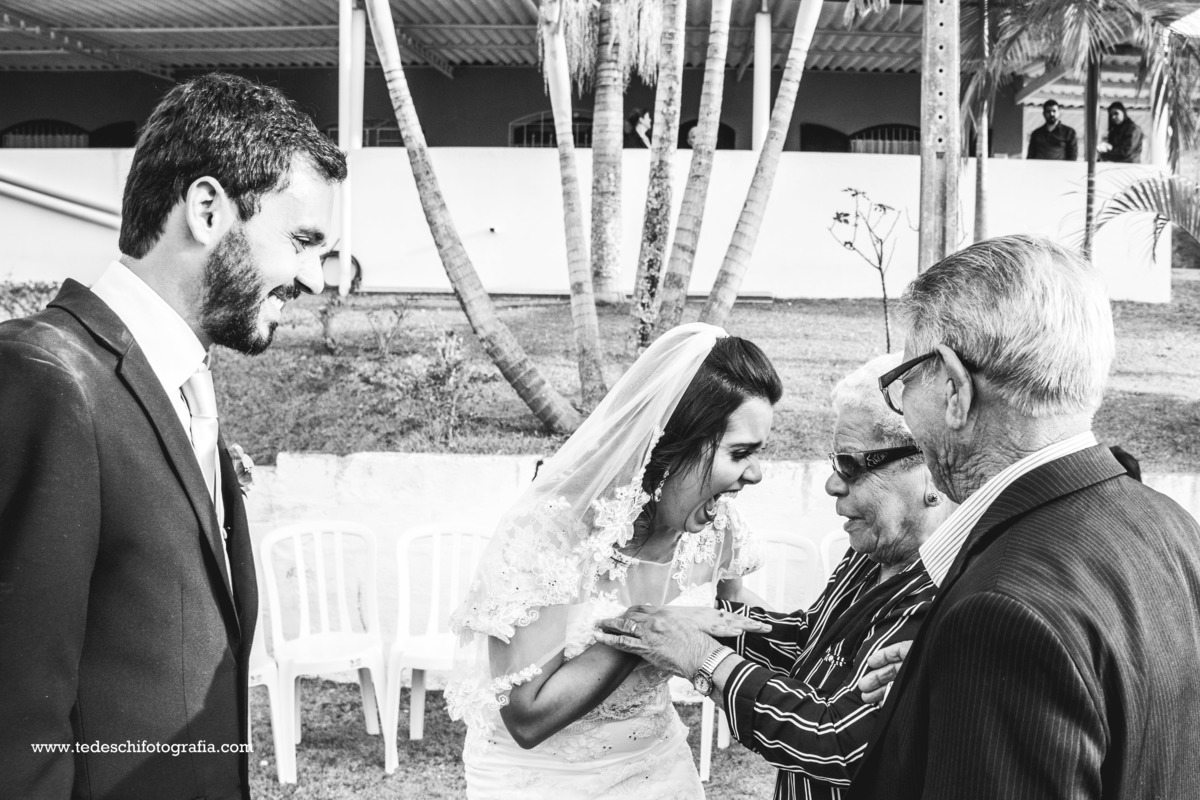 Casamento no campo, Casamento aberto, mogi das cruzes, decoração de casamento, vestido de noiva, casamento mogi das cruzes, buquê de casamento, decoração rústica, casamento rústico, casamento céu aberto, aliança de casamento, casamento cívil
