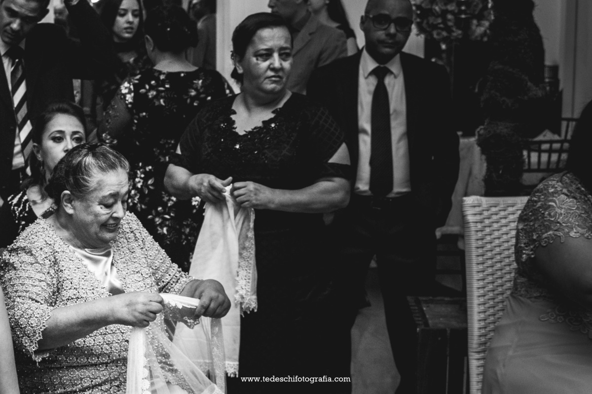 Casamento-Mansão Isadora Cortez - São Paulo - Decoração de casamento-vestido de casamento-sapato da noiva-making of da noiva - making of do noivo - sapato pra casamento - brinco pra casamento-maquiagem de casamento - buffet de casamento-noivas de são paul