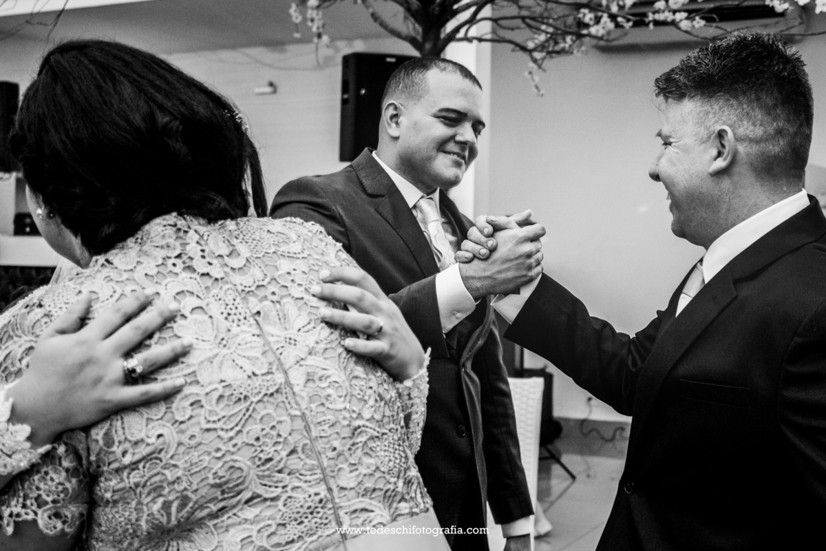 Casamento-Mansão Isadora Cortez - São Paulo - Decoração de casamento-vestido de casamento-sapato da noiva-making of da noiva - making of do noivo - sapato pra casamento - brinco pra casamento-maquiagem de casamento - buffet de casamento-noivas de são paul