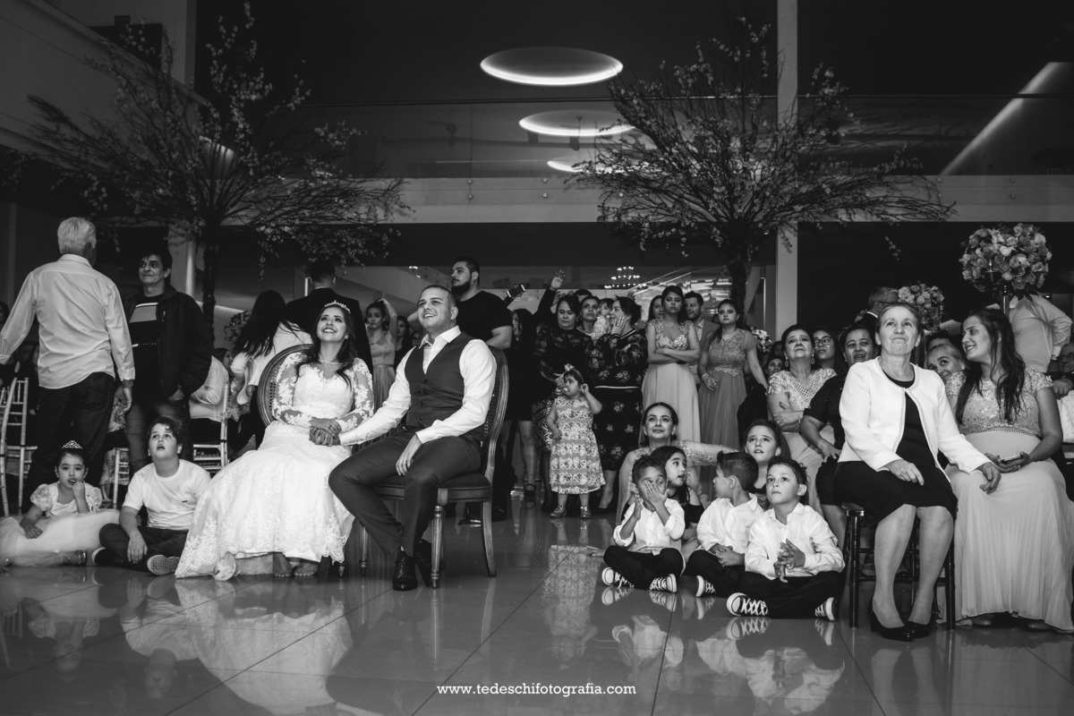 Casamento-Mansão Isadora Cortez - São Paulo - Decoração de casamento-vestido de casamento-sapato da noiva-making of da noiva - making of do noivo - sapato pra casamento - brinco pra casamento-maquiagem de casamento - buffet de casamento-noivas de são paul