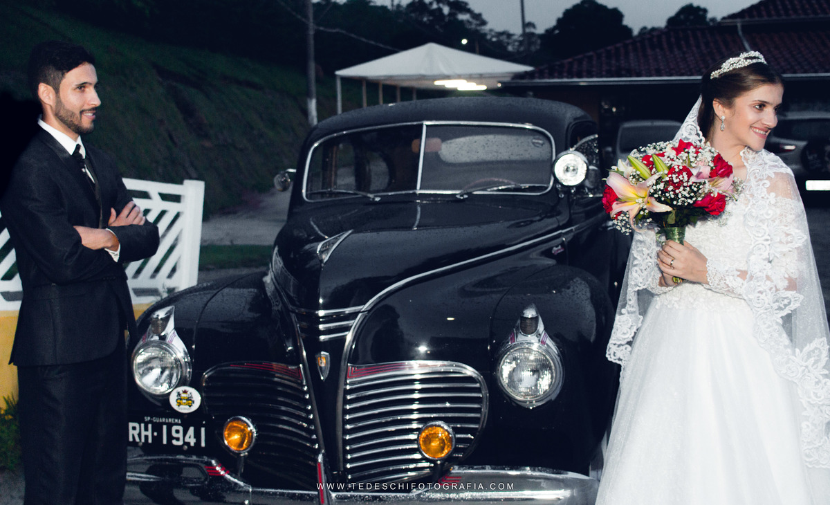 Casamento, Guararema, Fv Decoração e Assessoria, Dj Renam Mathias, Buffet Brion, Sitio Pintado, decoração de casamento, vestido de noiva, flores, maquiagem noiva, regis click mais, cabine de foto, mogi das cruzes, carro de noiva, aliança, noivo, terno