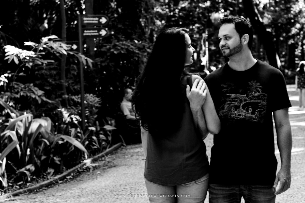 Ensaio de casal, ensaio pre casamento, avenida paulista, são paulo, noivas de são paulo, vestido de noiva, renam mathias, fv decoração e assessoria, yamauchi fotografia, filme de casamento, making of de casamento, maquiagem para noiva, alianca, rodrigo