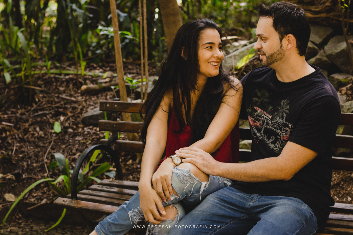 Ensaio de casal, ensaio pre casamento, avenida paulista, são paulo, noivas de são paulo, vestido de noiva, renam mathias, fv decoração e assessoria, yamauchi fotografia, filme de casamento, making of de casamento, maquiagem para noiva, alianca, rodrigo