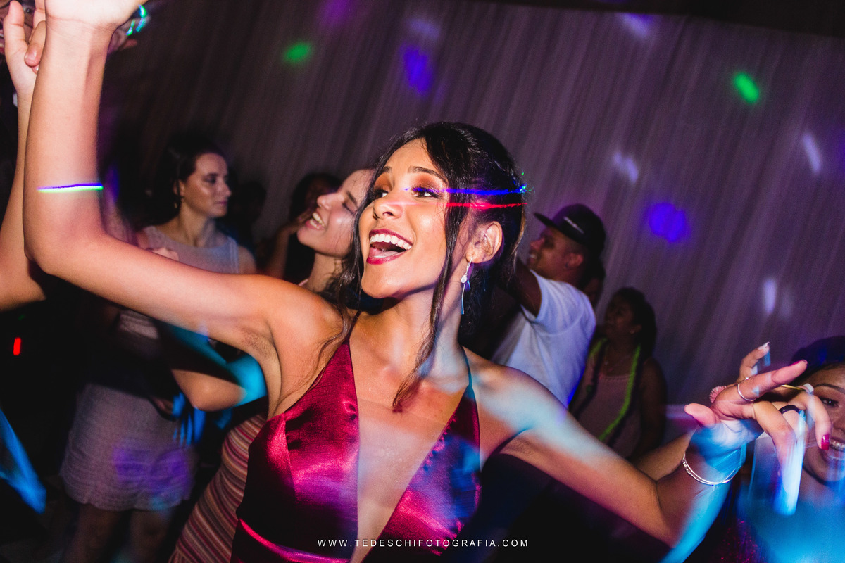Casamento, Guararema, Fv Decoração e Assessoria, Dj Renam Mathias, Buffet Brion, Mogi das Cruzes, decoração de casamento, vestido de noiva, flores, maquiagem noiva, cabine de foto, carro da noiva, noivado mogi das cruzes, mansão das noivas, Gisele Grenza