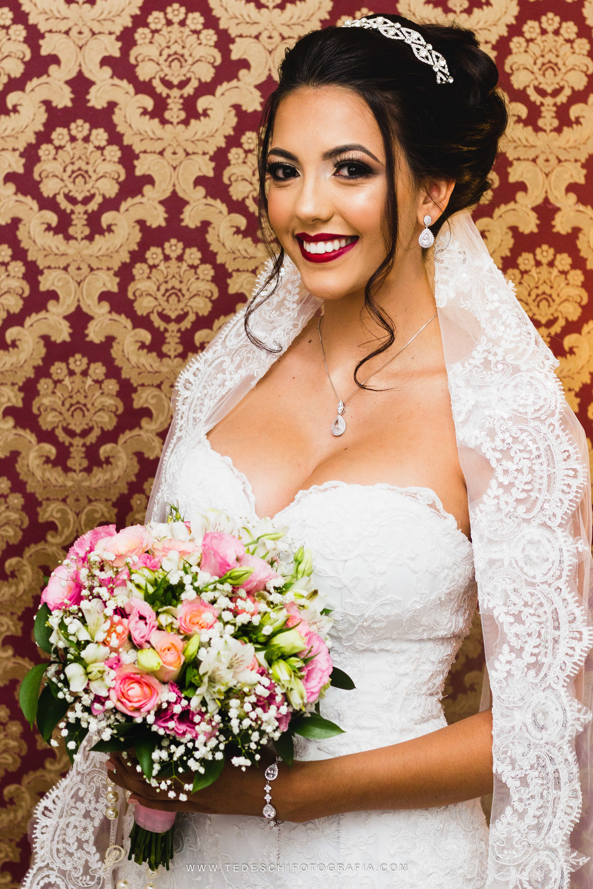 Casamento, Guararema, Fv Decoração e Assessoria, Dj Renam Mathias, Buffet Brion, Mogi das Cruzes, decoração de casamento, vestido de noiva, flores, maquiagem noiva, cabine de foto, carro da noiva, noivado mogi das cruzes, mansão das noivas, Gisele Grenza