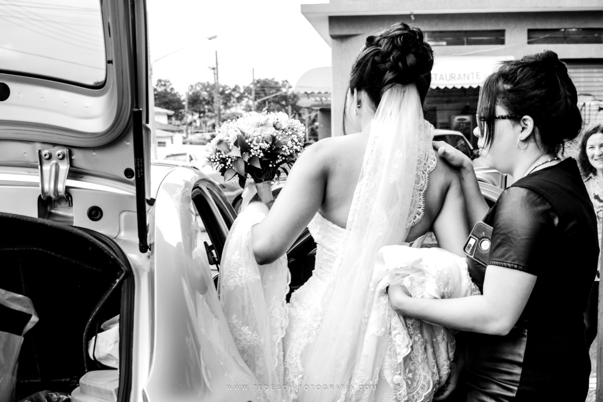 Casamento, Guararema, Fv Decoração e Assessoria, Dj Renam Mathias, Buffet Brion, Mogi das Cruzes, decoração de casamento, vestido de noiva, flores, maquiagem noiva, cabine de foto, carro da noiva, noivado mogi das cruzes, mansão das noivas, Gisele Grenza