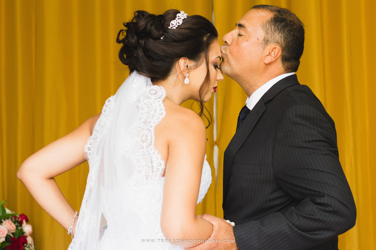 Casamento, Guararema, Fv Decoração e Assessoria, Dj Renam Mathias, Buffet Brion, Mogi das Cruzes, decoração de casamento, vestido de noiva, flores, maquiagem noiva, cabine de foto, carro da noiva, noivado mogi das cruzes, mansão das noivas, Gisele Grenza
