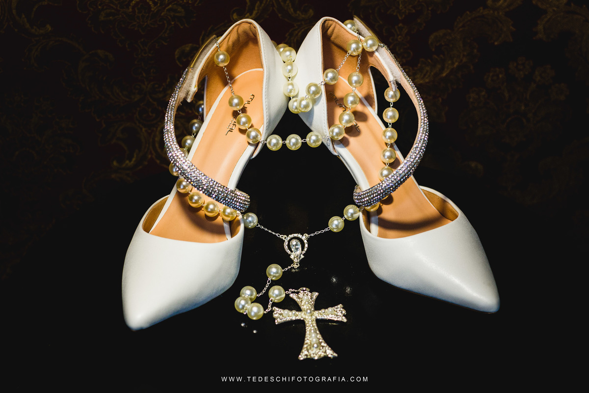 Casamento, Guararema, Fv Decoração e Assessoria, Dj Renam Mathias, Buffet Brion, Mogi das Cruzes, decoração de casamento, vestido de noiva, flores, maquiagem noiva, cabine de foto, carro da noiva, noivado mogi das cruzes, mansão das noivas, Gisele Grenza
