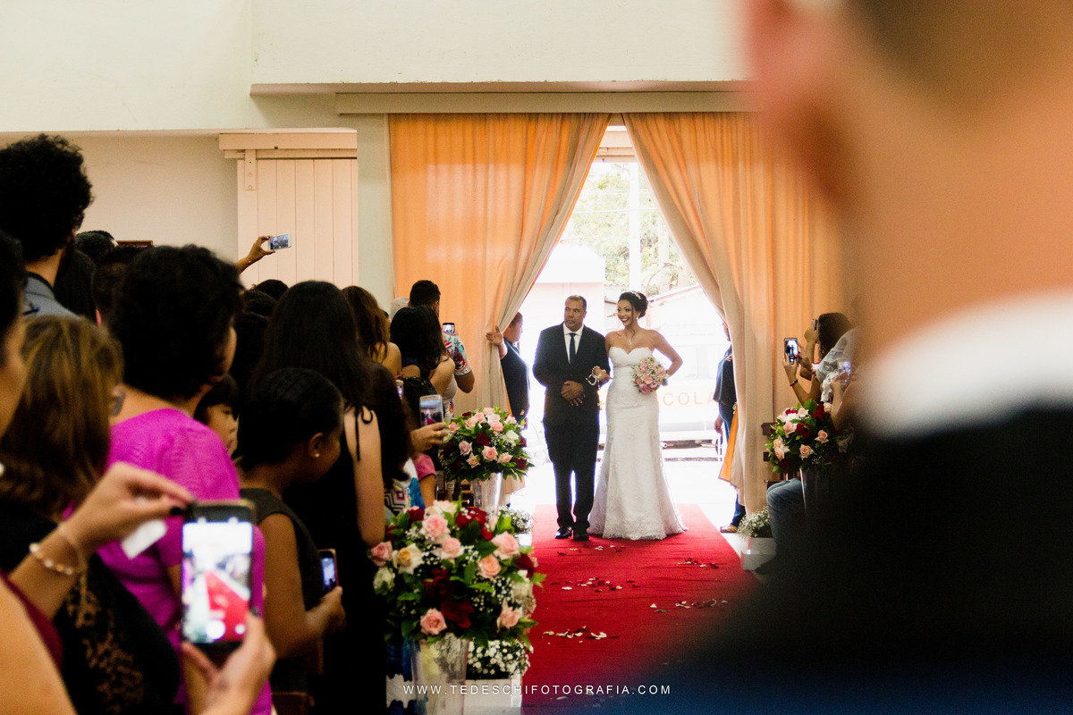 Casamento, Guararema, Fv Decoração e Assessoria, Dj Renam Mathias, Buffet Brion, Mogi das Cruzes, decoração de casamento, vestido de noiva, flores, maquiagem noiva, cabine de foto, carro da noiva, noivado mogi das cruzes, mansão das noivas, Gisele Grenza