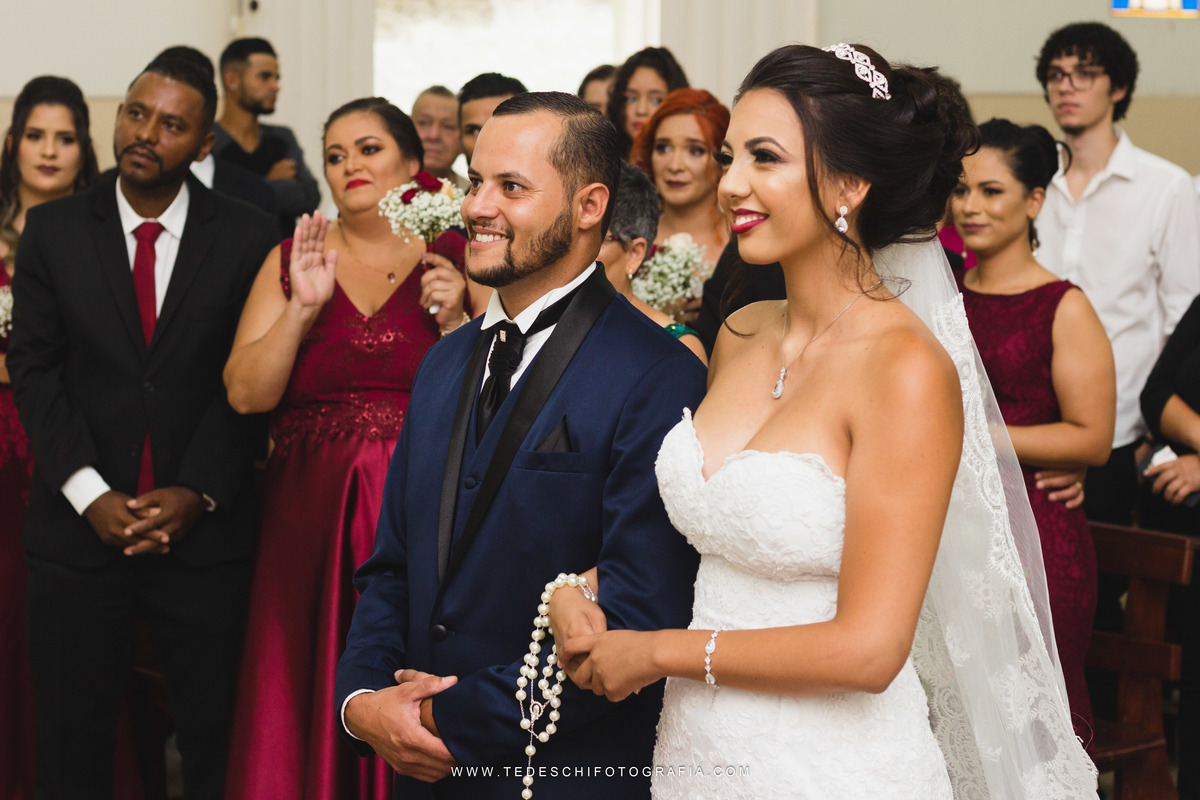 Casamento, Guararema, Fv Decoração e Assessoria, Dj Renam Mathias, Buffet Brion, Mogi das Cruzes, decoração de casamento, vestido de noiva, flores, maquiagem noiva, cabine de foto, carro da noiva, noivado mogi das cruzes, mansão das noivas, Gisele Grenza