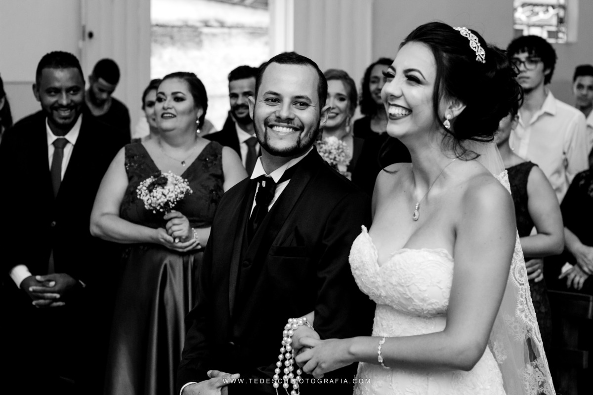 Casamento, Guararema, Fv Decoração e Assessoria, Dj Renam Mathias, Buffet Brion, Mogi das Cruzes, decoração de casamento, vestido de noiva, flores, maquiagem noiva, cabine de foto, carro da noiva, noivado mogi das cruzes, mansão das noivas, Gisele Grenza
