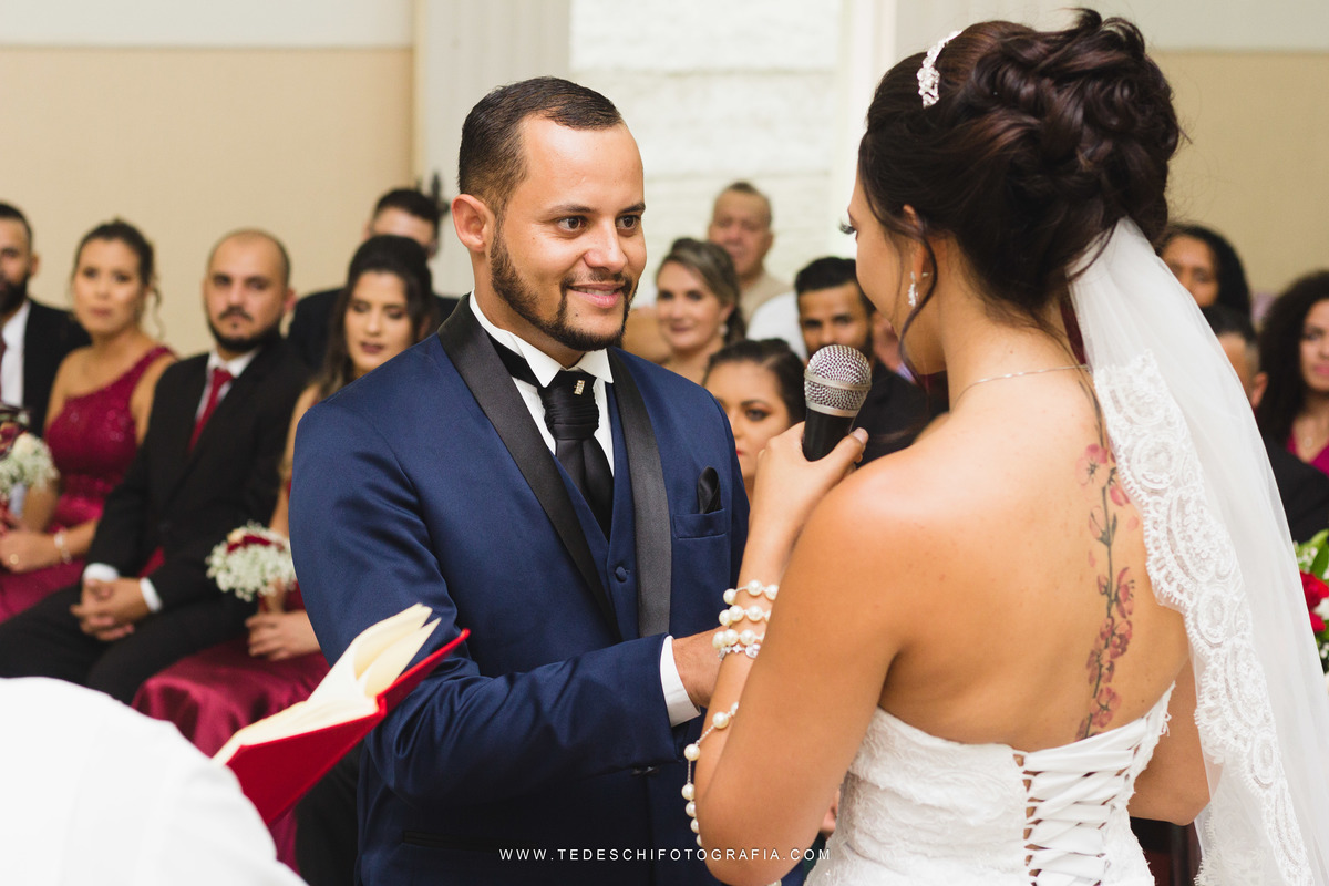 Casamento, Guararema, Fv Decoração e Assessoria, Dj Renam Mathias, Buffet Brion, Mogi das Cruzes, decoração de casamento, vestido de noiva, flores, maquiagem noiva, cabine de foto, carro da noiva, noivado mogi das cruzes, mansão das noivas, Gisele Grenza