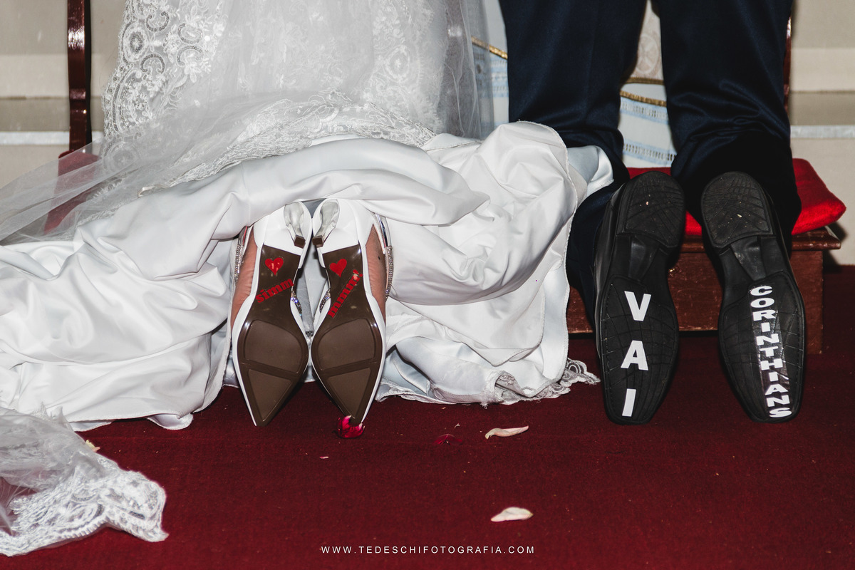 Casamento, Guararema, Fv Decoração e Assessoria, Dj Renam Mathias, Buffet Brion, Mogi das Cruzes, decoração de casamento, vestido de noiva, flores, maquiagem noiva, cabine de foto, carro da noiva, noivado mogi das cruzes, mansão das noivas, Gisele Grenza