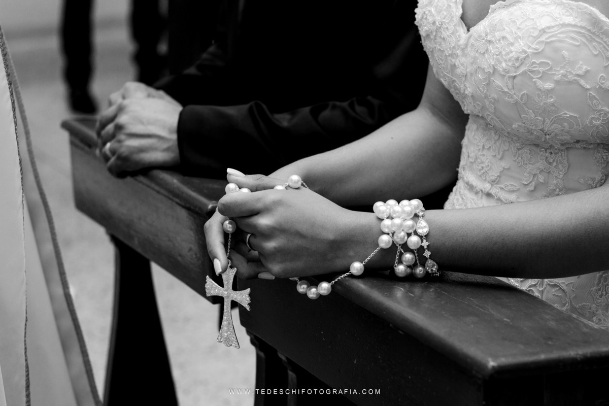 Casamento, Guararema, Fv Decoração e Assessoria, Dj Renam Mathias, Buffet Brion, Mogi das Cruzes, decoração de casamento, vestido de noiva, flores, maquiagem noiva, cabine de foto, carro da noiva, noivado mogi das cruzes, mansão das noivas, Gisele Grenza
