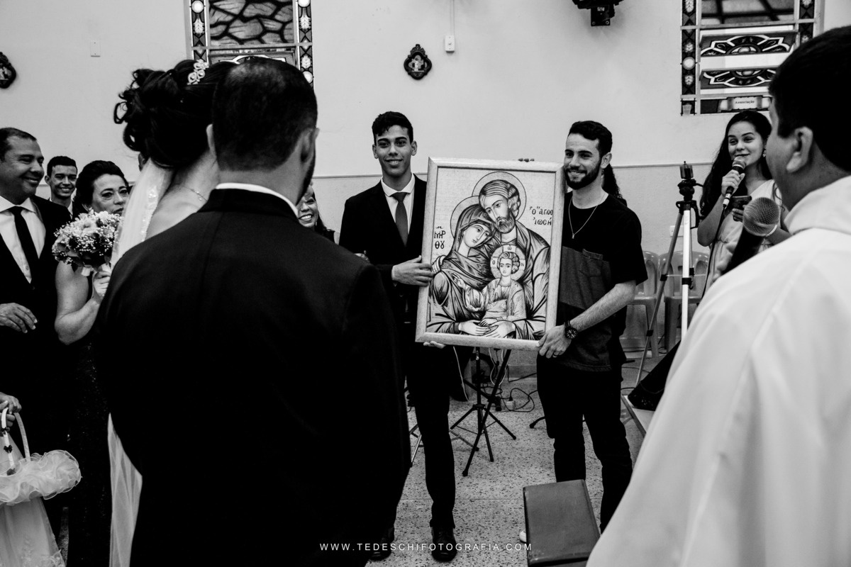 Casamento, Guararema, Fv Decoração e Assessoria, Dj Renam Mathias, Buffet Brion, Mogi das Cruzes, decoração de casamento, vestido de noiva, flores, maquiagem noiva, cabine de foto, carro da noiva, noivado mogi das cruzes, mansão das noivas, Gisele Grenza