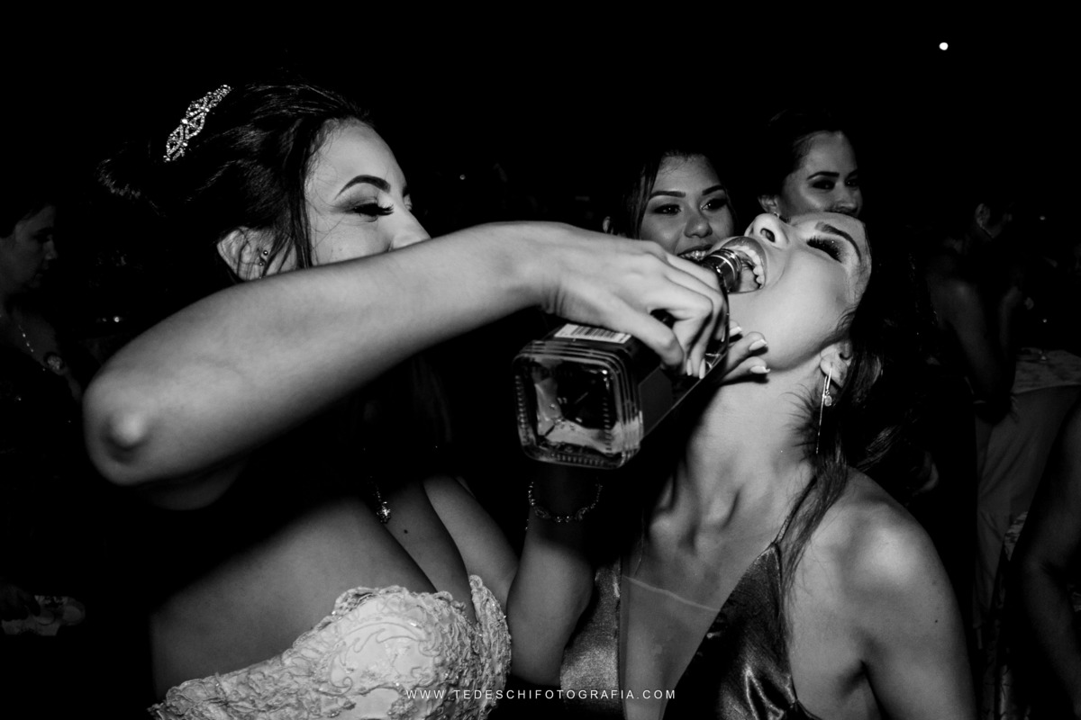 Casamento, Guararema, Fv Decoração e Assessoria, Dj Renam Mathias, Buffet Brion, Mogi das Cruzes, decoração de casamento, vestido de noiva, flores, maquiagem noiva, cabine de foto, carro da noiva, noivado mogi das cruzes, mansão das noivas, Gisele Grenza