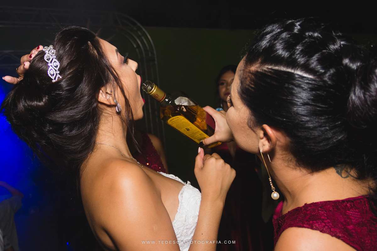 Casamento, Guararema, Fv Decoração e Assessoria, Dj Renam Mathias, Buffet Brion, Mogi das Cruzes, decoração de casamento, vestido de noiva, flores, maquiagem noiva, cabine de foto, carro da noiva, noivado mogi das cruzes, mansão das noivas, Gisele Grenza