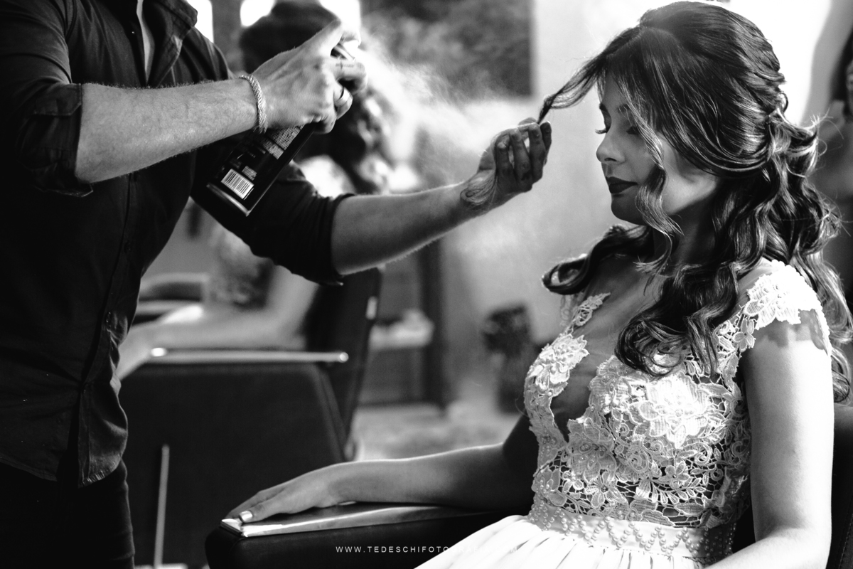 Vestido de noiva, decoração de casamento, making of de casamento, fotografia de casamento, casamento em mogi das cruzes, padrinhos e madrinhas, daminha, igrejas para casamento, emoção no casamento, penteado para noivas, look para casamento