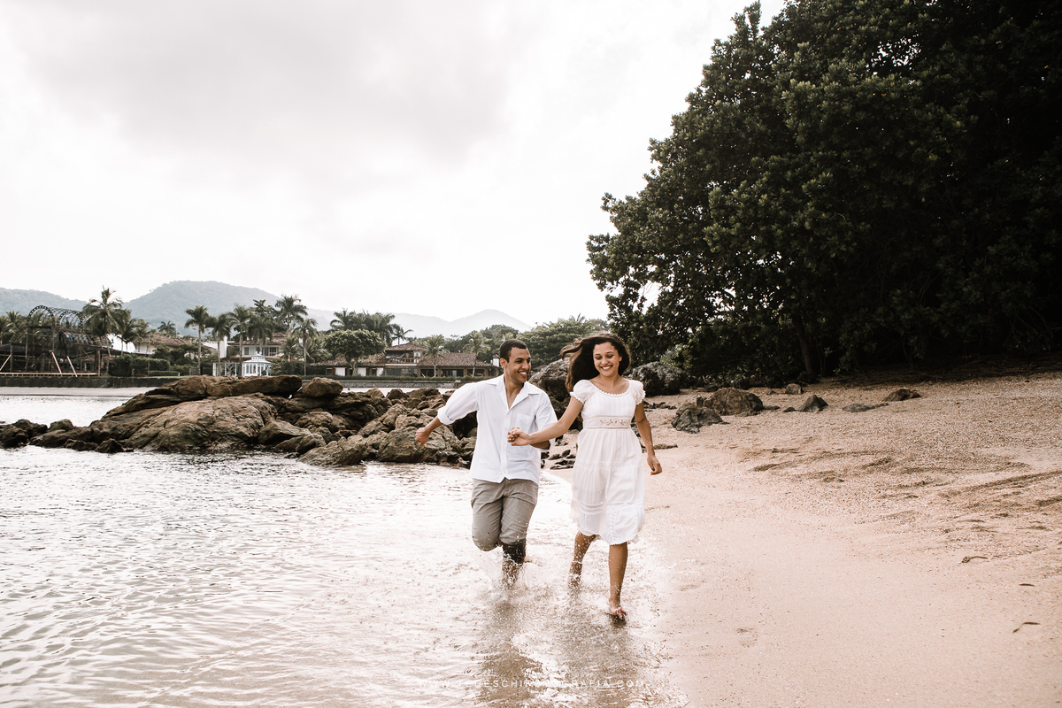 Ensaio na praia, ensaio de casal, pre wedding, ensaio de praia, casamento em mogi das cruzes, decoração de casamento, alegria de casamento, dj para casamento, casamento na praia, lugares para casamento, vestido de noiva, maquiagem para casamento