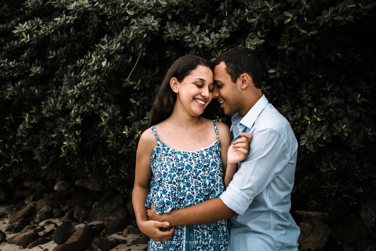 Ensaio na praia, ensaio de casal, pre wedding, ensaio de praia, casamento em mogi das cruzes, decoração de casamento, alegria de casamento, dj para casamento, casamento na praia, lugares para casamento, vestido de noiva, maquiagem para casamento