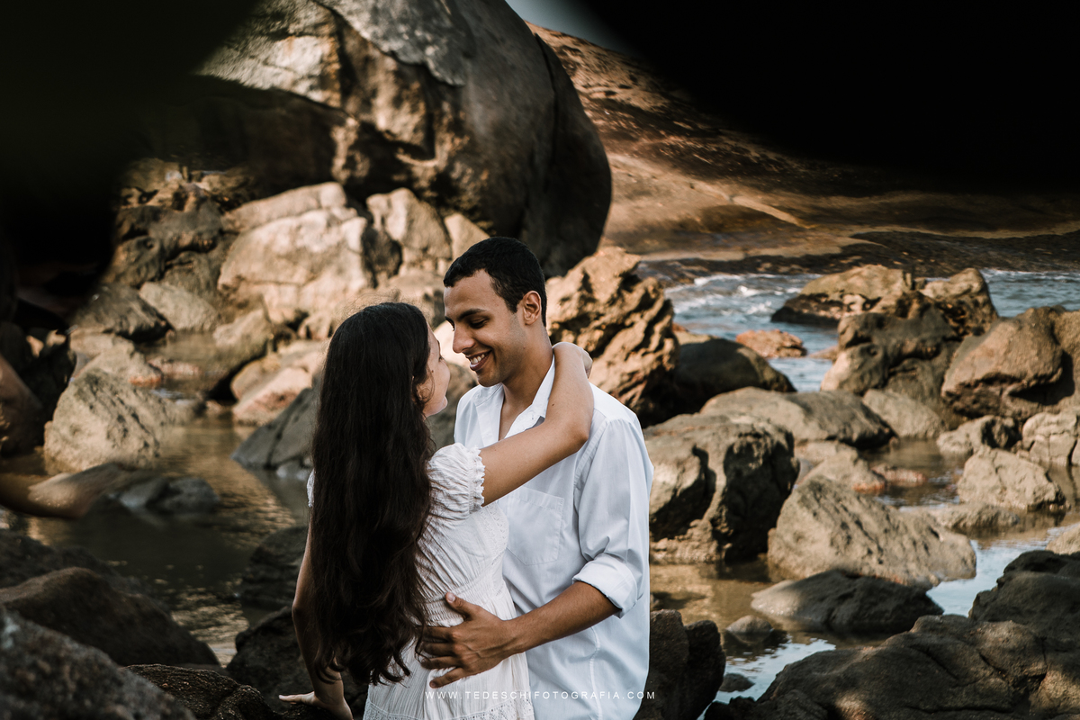 Ensaio na praia, ensaio de casal, pre wedding, ensaio de praia, casamento em mogi das cruzes, decoração de casamento, alegria de casamento, dj para casamento, casamento na praia, lugares para casamento, vestido de noiva, maquiagem para casamento