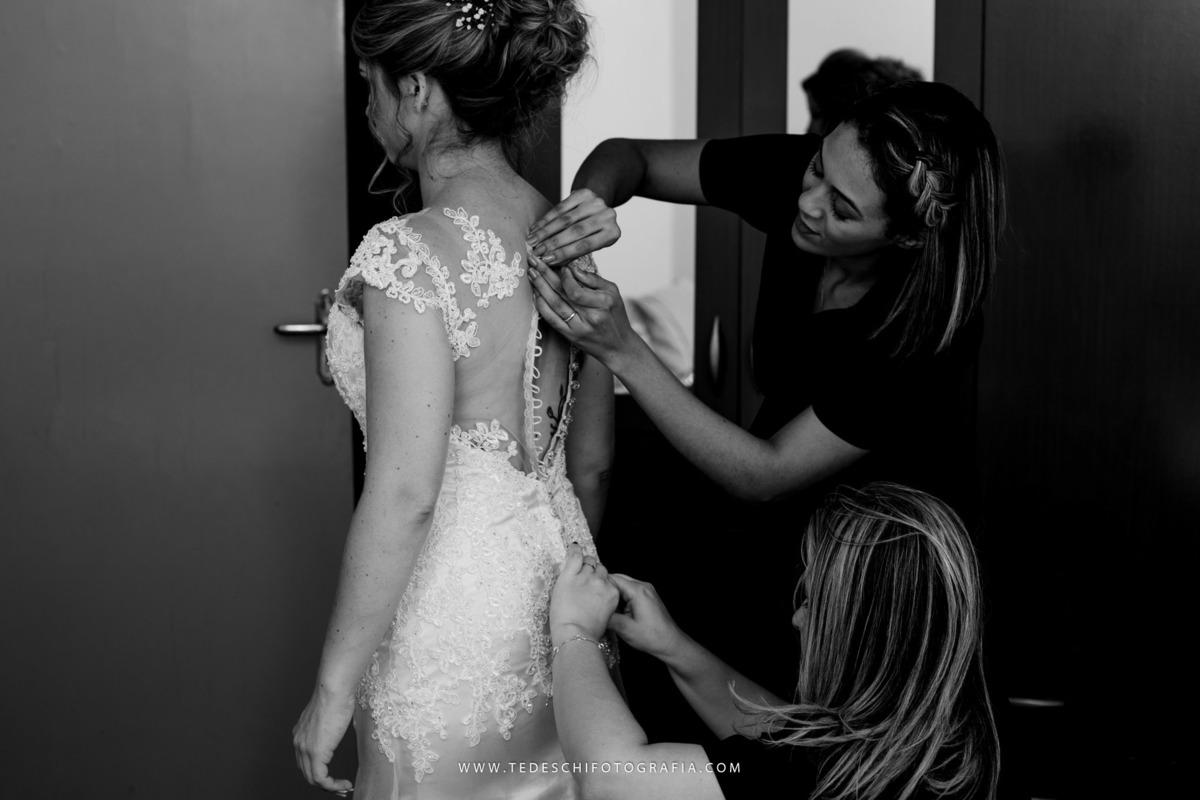Casamento, fotografia de casamento, mogi das cruzes, sitio nha chica, maquiagem de noiva, noivas em ação, barbearia ipiranga, decoração de casamento, vestido de noiva, maquiagem de noiva, making of da noiva, making of do noivo