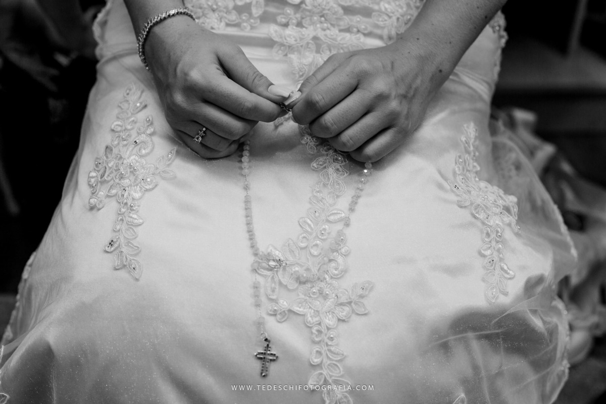 Casamento, fotografia de casamento, mogi das cruzes, sitio nha chica, maquiagem de noiva, noivas em ação, barbearia ipiranga, decoração de casamento, vestido de noiva, maquiagem de noiva, making of da noiva, making of do noivo