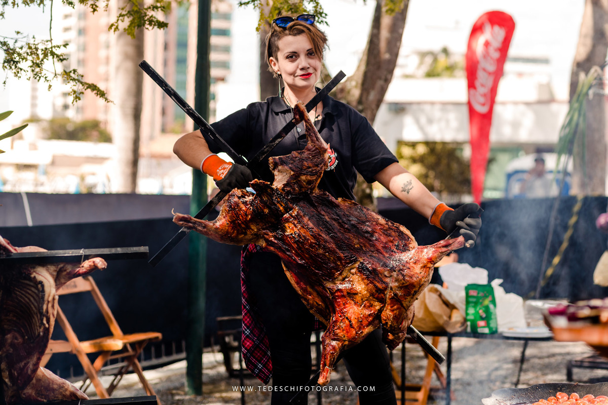 Prime beef, mr moo, evento de churrasco, clube de campo de mogi das cruzes, mogi das cruzes, são paulo, comida para casamento, buffet de churrasco, ate o osso bbq, churrasco, carne, torchi filmes, tedeschi fotografia