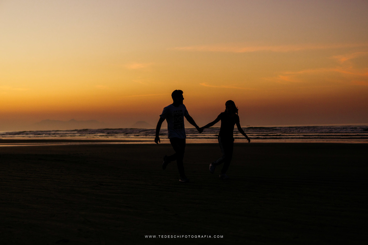 Ensaio na praia, mogi das cruzes, riviera, por do sol, nascer do sol, barra do una, barra do sahy, guaruja, são paulo, como fazer um ensaio na praia, poses de ensaio, como ser modelo, ensaio na areia, fim de tarde praia jurupinga