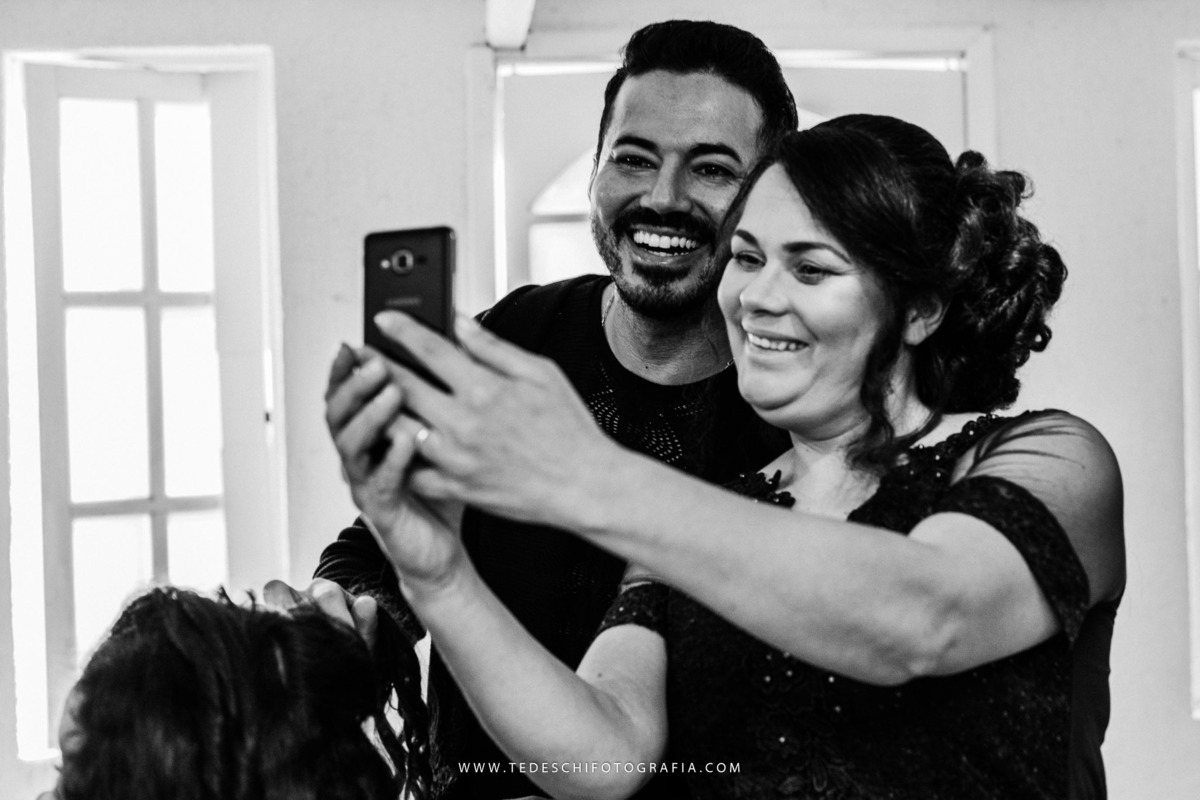 Mairiporã, São Paulo, casamento no campo, Espaço canto das águas, trinity orquestra sinfonica, vestido de noiva, casamento de noiva, buffet para casamentos, matheus maquiador, maquiagem de casamento, aliança, terno de noivo