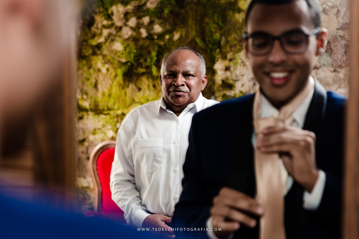 Mairiporã, São Paulo, casamento no campo, Espaço canto das águas, trinity orquestra sinfonica, vestido de noiva, casamento de noiva, buffet para casamentos, matheus maquiador, maquiagem de casamento, aliança, terno de noivo